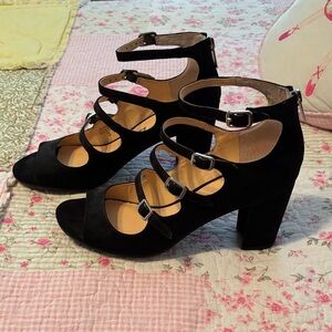 Unisa Elegant Black Strappy Heels